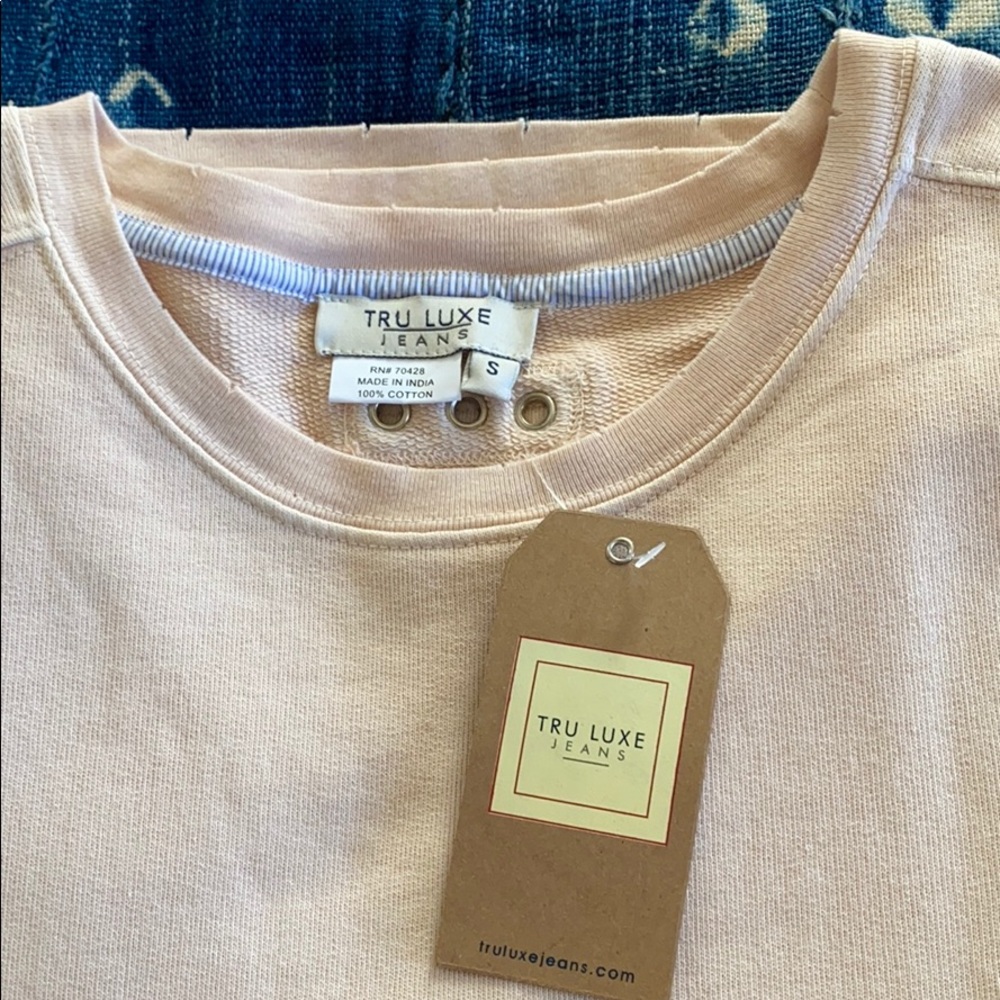 🌊🌊chill sweatshirt loose and comfy🌊🌊